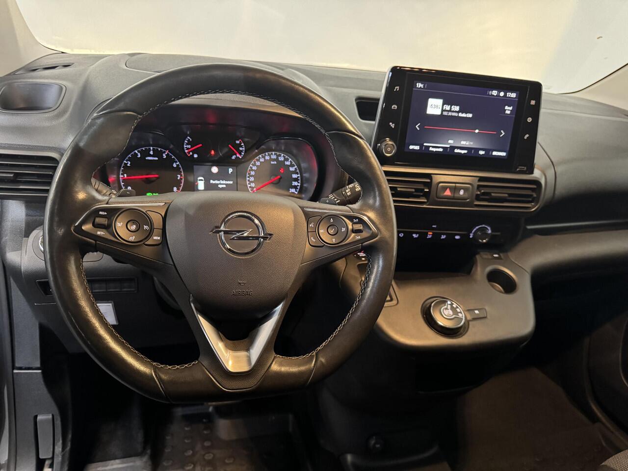 Opel COMBO 1.5D L2H1 Edition Automaat Airco Bluetooth Cruise Control Navigatie Trekhaak