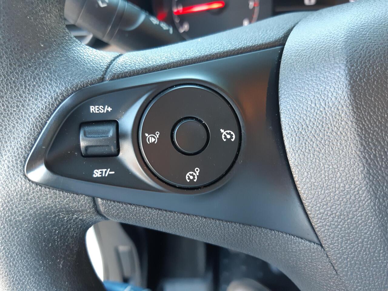 Opel COMBO 102Pk Airco Cruisecontrol Achteruitrijcamera 35925 KM !