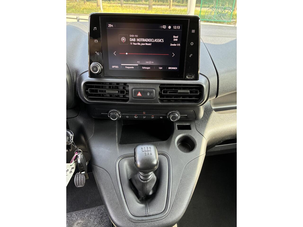 Opel COMBO 1.5 Turbo 102Pk L1H1 Edition | Airco | Navigatie | Betimmering | Parkpilot | Cruise control | Elektrisch Pakket |