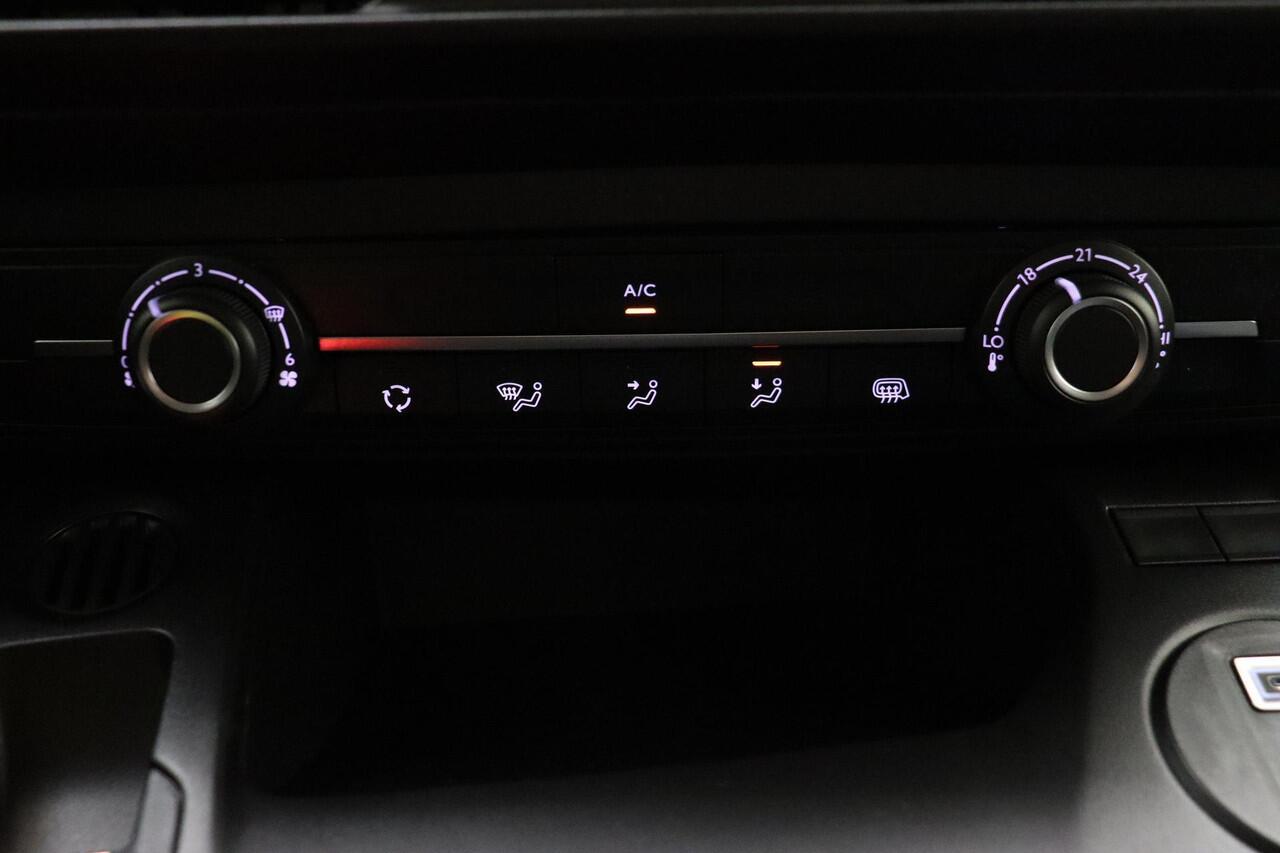 Opel COMBO 1.5 BlueHDi 100 S&S L1 | NIEUW | Apple Carplay | Achteruitrijcamera | Houten laadruimte afwerking | Android Auto | Trekhaak voorbereiding