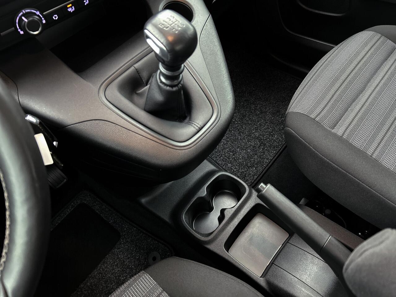 Opel COMBO LIFE 1.2 Turbo Direct leverbaar! Rolstoelauto