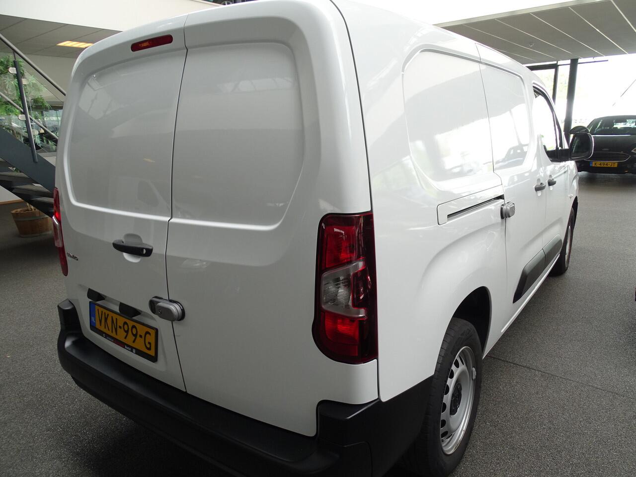 Opel COMBO 1.5D L2H1 Edition maxi, Carplay, Navi, Cruise, Airco, Etc.