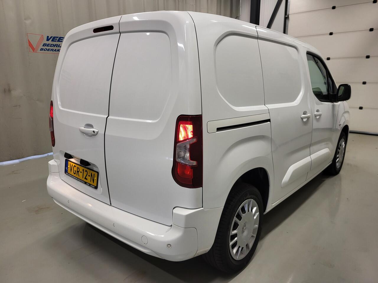 Opel COMBO 1.2Turbo 111pk Benzine!