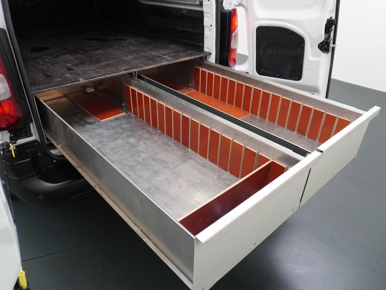 Opel COMBO 1.5D 102pk L2H1 Edition, Trekhaak, Cruise Control, Prof. Inbouw