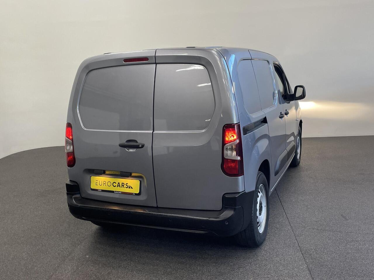 Opel COMBO Combo-e L1H1 50 kWh Automaat Navigatie Apple Carplay/Android Auto Cruise Control Stoelverwarming Airco