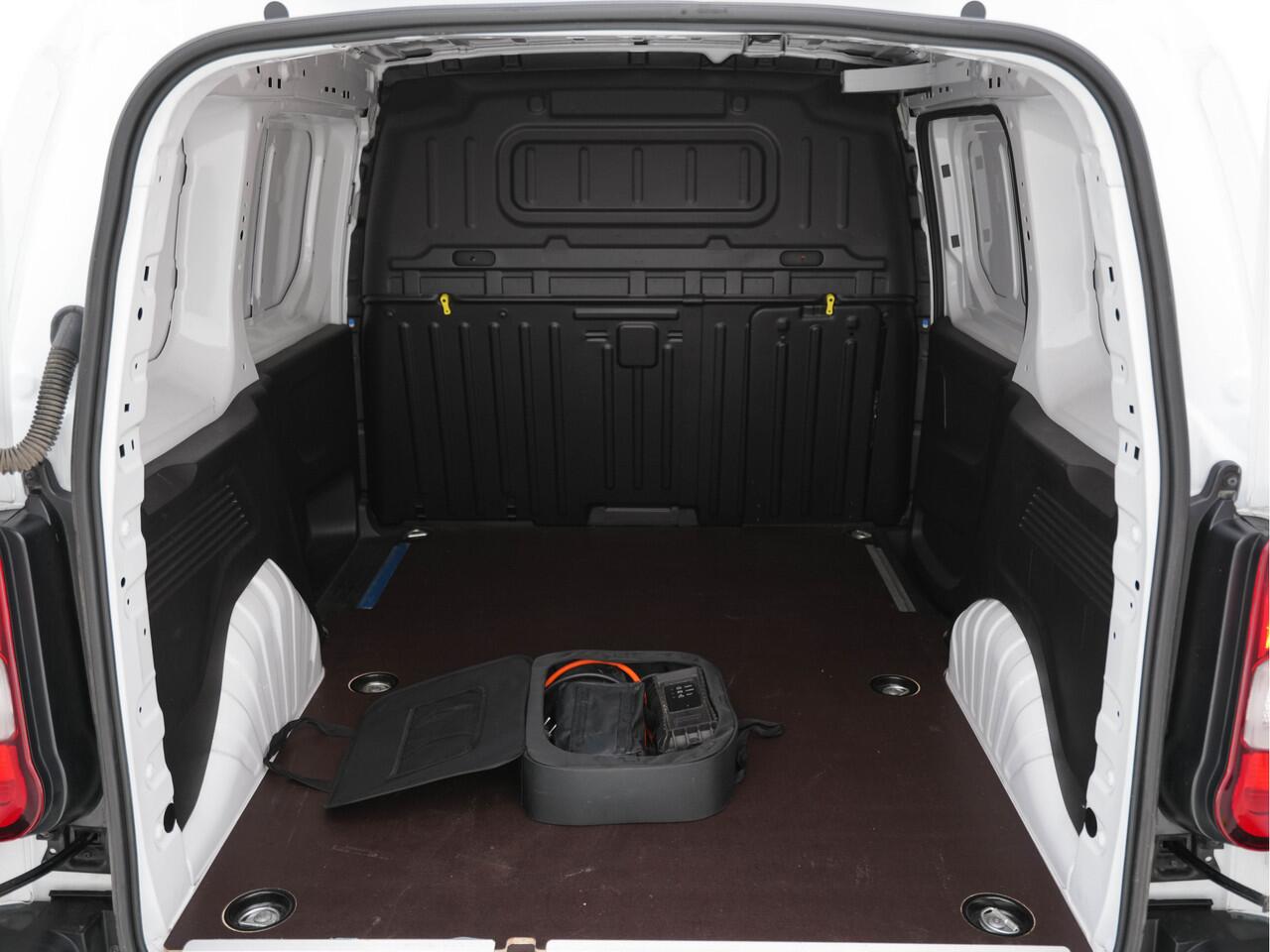 Opel COMBO Combo-e L1H1 Edition 50 kWh ( 3-Pers. ) [ 3-Fase ] {SOH-94%} Aut. * CCS-FASTLOADER | AIRCO | DAB | CRUISE | PDC | COMFORT-SEATS*