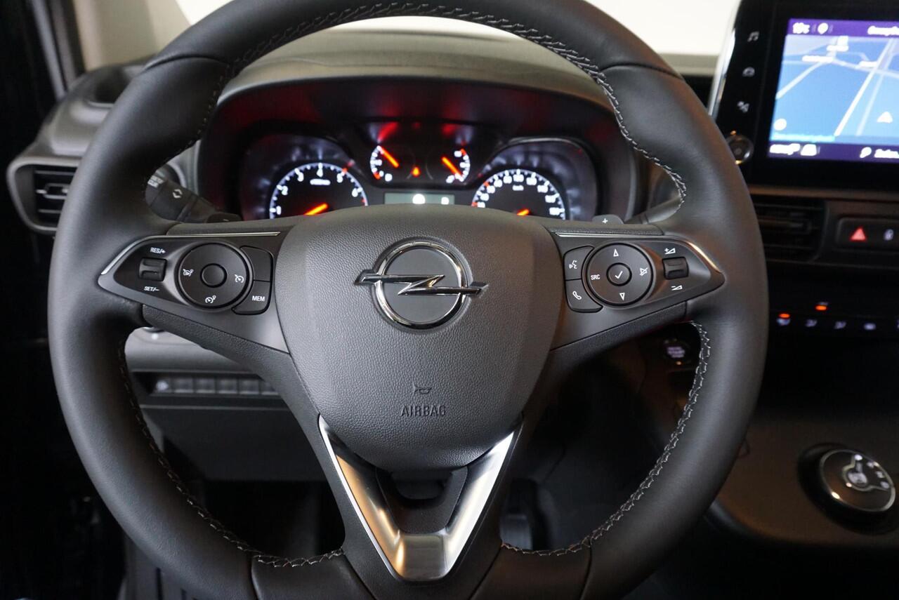 Opel COMBO 1.5D L2H1 Edition Automaat 3-zits | Airco | Navigatie | Camera | Parkeer sensoren | 3-zits