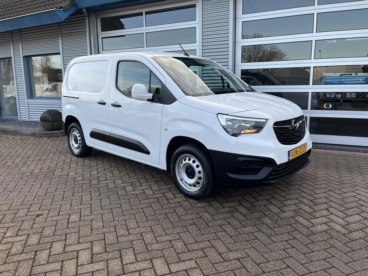Opel COMBO 1.5D L1H1 Edition/Airco/3-zits Euro 6