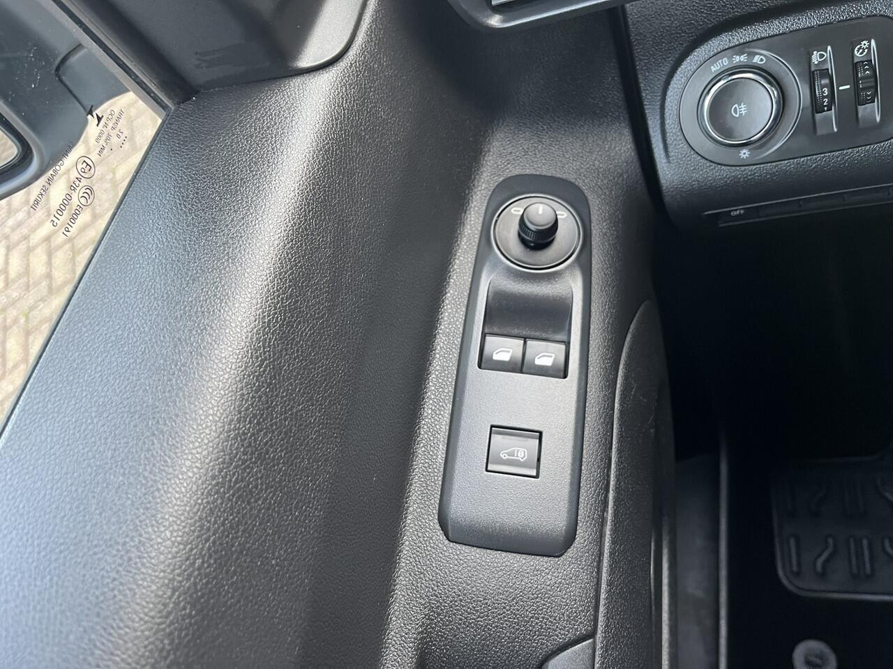 Opel COMBO 1.5D L1H1 Edition/Airco/3-zits Euro 6