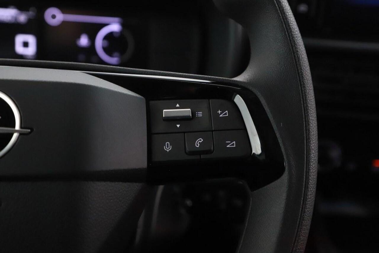 Opel COMBO 1.5D L2 102pk BPM VRIJ! Camera/AC/VC/Carplay /Vloer en wandbetimmering/Trekhaak