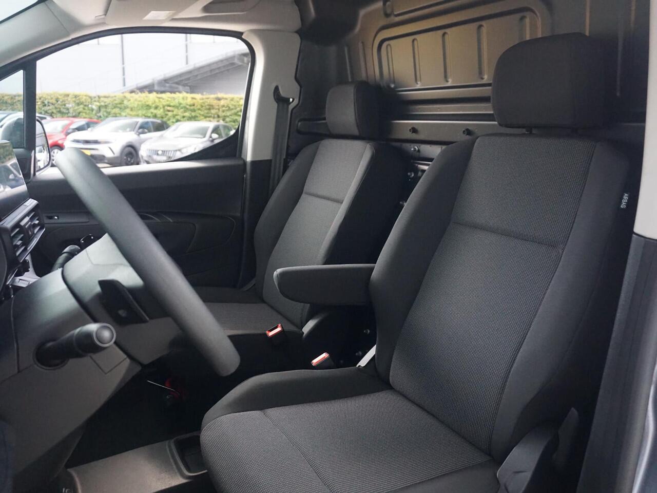 Opel COMBO Electric L2 50kWh | 0% rente | camera | Apple Carplay | laadruimtebetimmering | Comfort stoel | rijklaarprijs