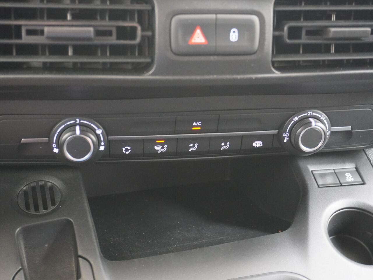 Opel COMBO 1.5CDTI EURO 6 3-Persoons Airco Cruise Control Bluetooth Elektr.ramen Elektr.spiegels+Verwarmd Centr.Vergr+ab. L1H1 Edition Schuifdeur Betonplex vloer Lat om Lat betimmering Origineel Nederlandse Auto