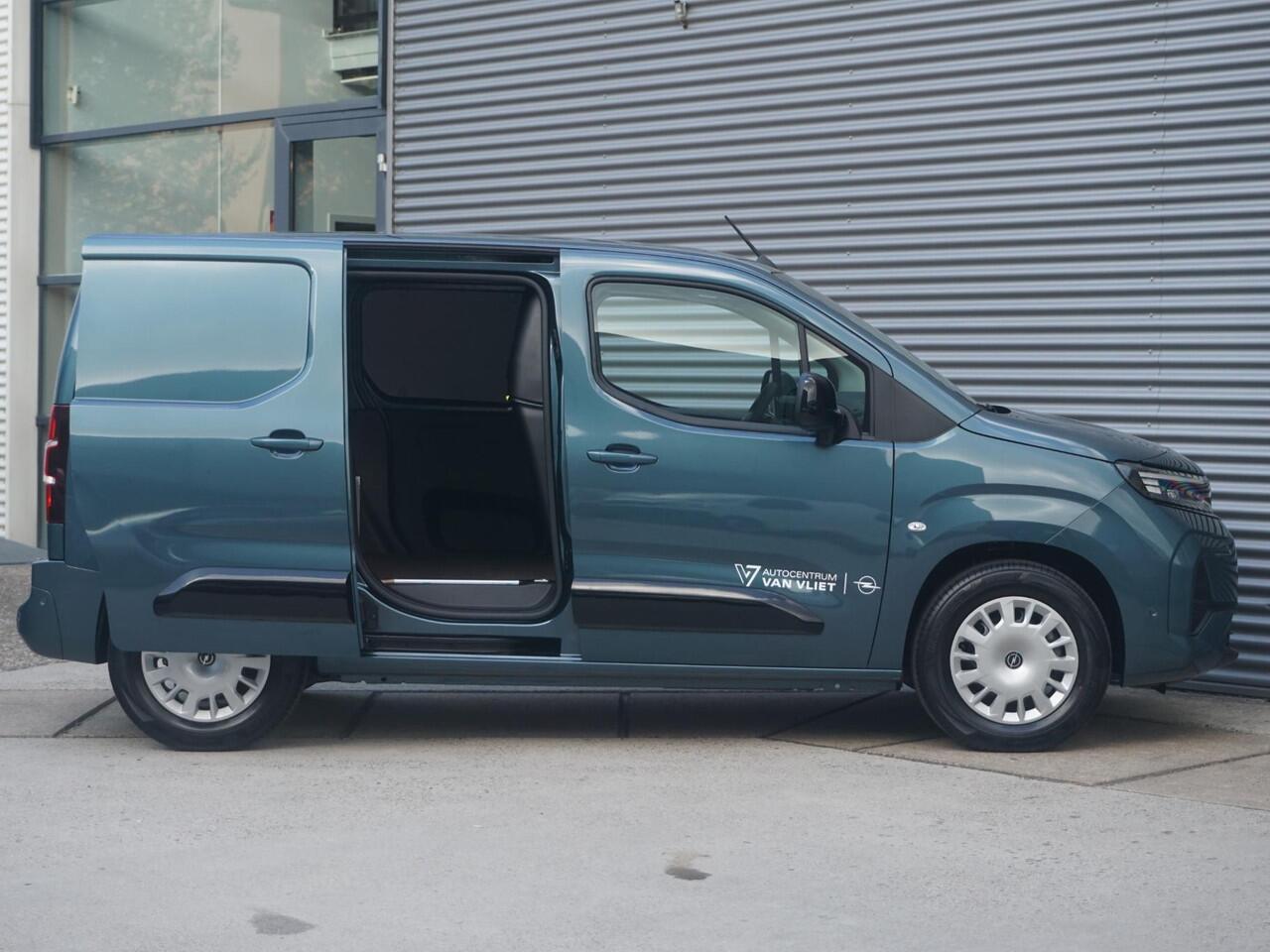 Opel COMBO Electric L1 50 kWh. | tot 8 jaar garantie | 3 zitplaatsen | Pakket Comfort Connect | Pakket Drive Assist | Pakket Look | Climate Control | rijklaarprijs