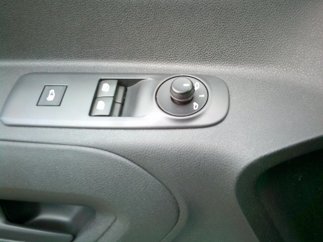 Opel COMBO 1.6D L2H1 Edition VOORZIEN VAN AIRCO+CRUISE!! LENGTE 2 !!!!