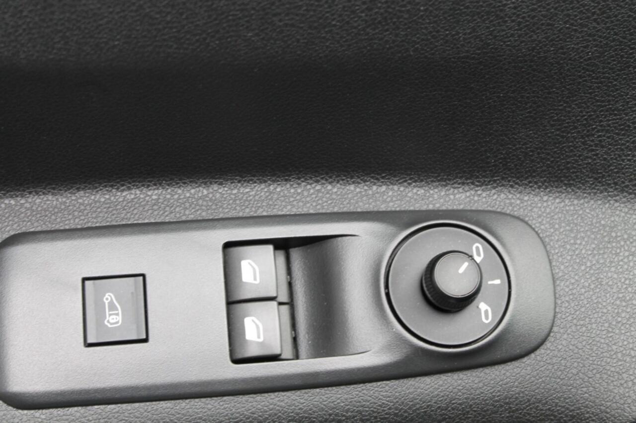 Opel COMBO 1.6D L1H1 EDITION AIRCO CRUISE NAVI