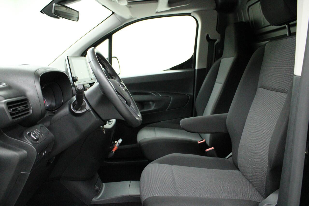 Opel COMBO Electric 136 L1 50kWh | trekhaak (intrekbaar) | Navi Full Map / Climate / Cruise