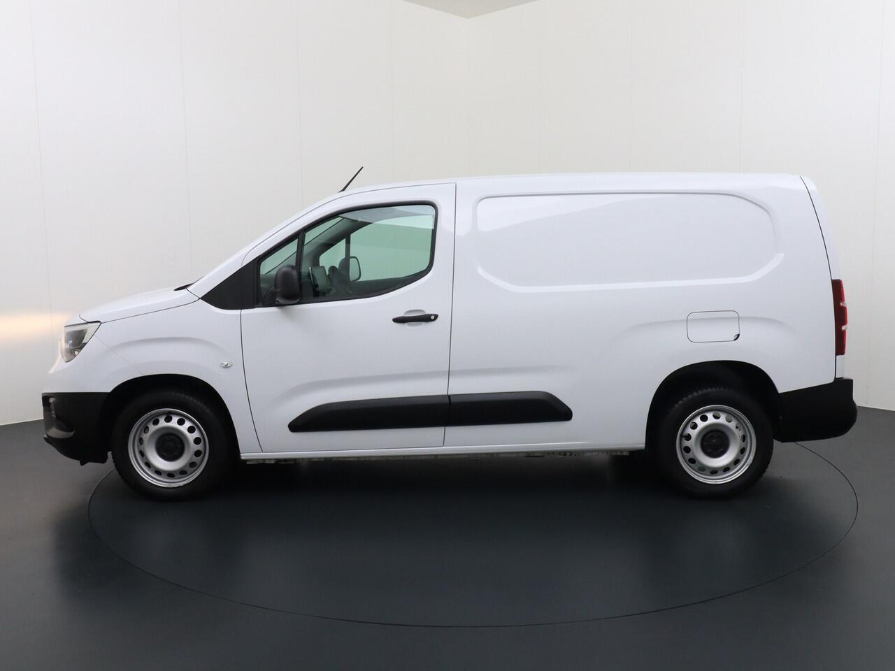 Opel COMBO 1.5D L2H1 102PK, Cruise Control, Navigatie, Climat, EX Lease