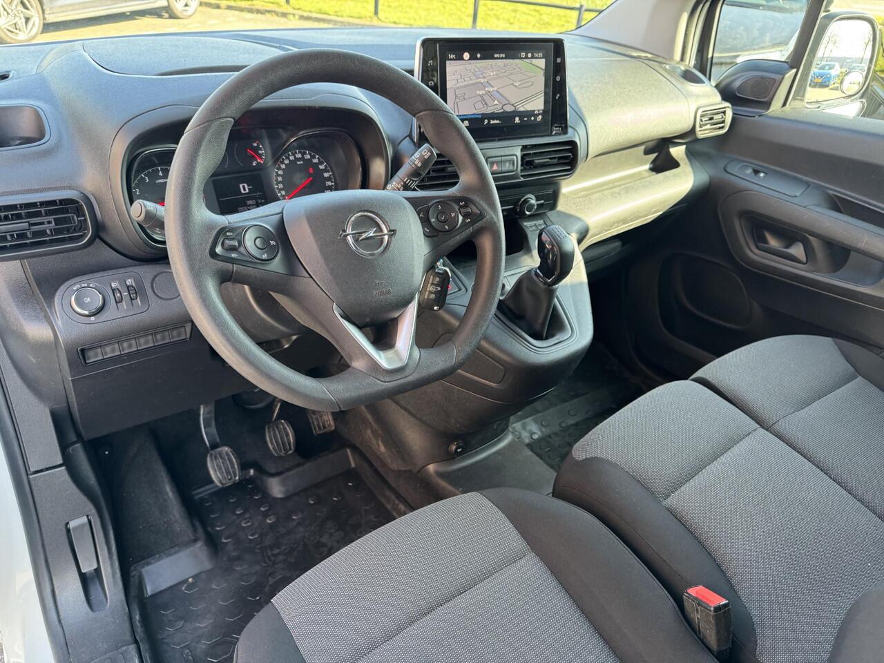 Opel COMBO 1.5D L1H1 Edition 3-Persoons | Trekhaak | Navigatie | Apple Carplay/Android Auto | Lat-Om-Lat Betimmering | Rijklaarprijs! (Ex. BTW)