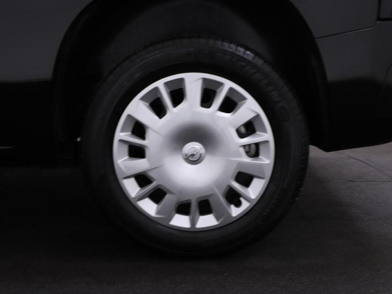 Opel COMBO 1.5D L1H1 Camera/Pdc/Navi/Carplay/Betimmering Opel Combo 1.5D L1H1 Camera/Airco/Pts achter/Navi/Apple