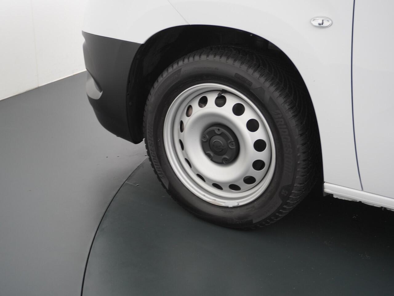 Opel COMBO 1.5D L2H1 102PK, Cruise Control, Navigatie, Climat, EX Lease