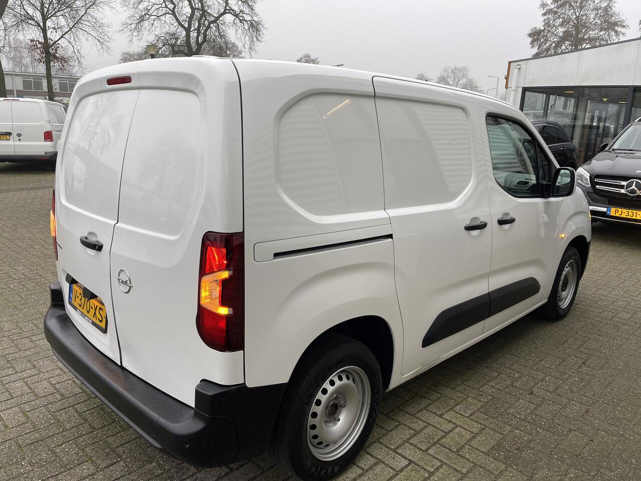 Opel COMBO 1.6D L1H1 Edition / vaste prijs rijklaar ¤ 10.950 ex btw / lease vanaf ¤ 200 / euro 6 diesel / airco / cruise / schuifdeur / navigatie / pdc achter !