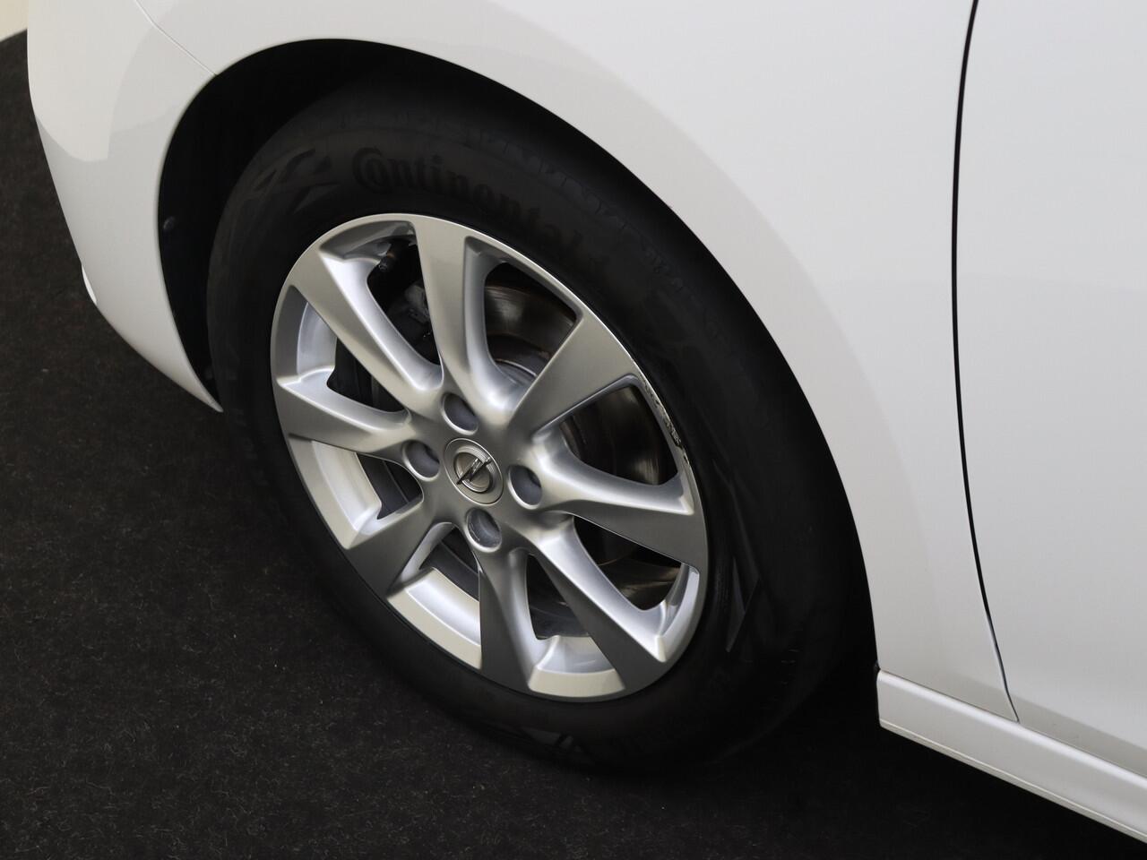 Opel CORSA 1.2 Level 2 | Carplay | Airco | Parkeersensoren | Cruise |