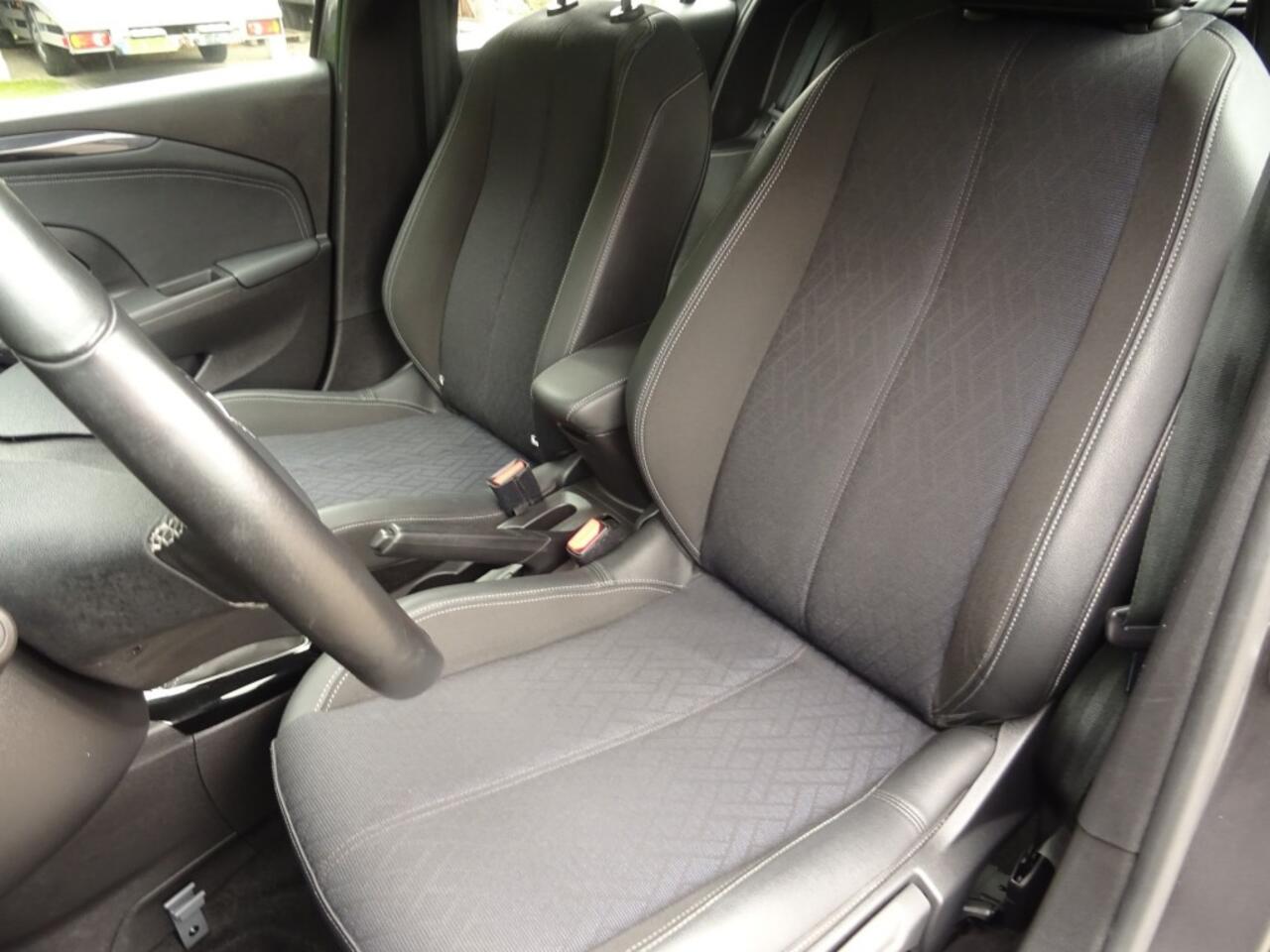 Opel CORSA 1.2 ELEGANCE AIRCO BLUETOOTH NAVI STOEL EN STUUR VERW