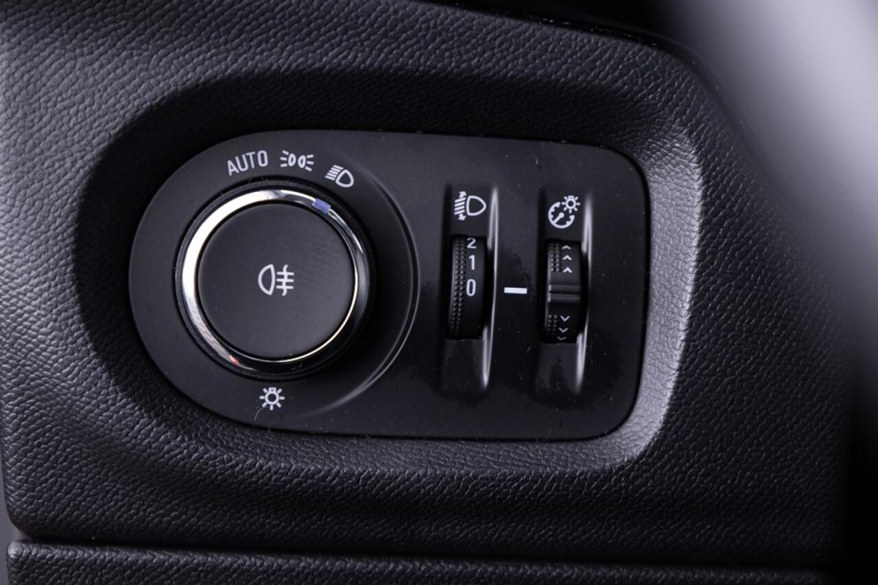 Opel CORSA 1.2 Edition 5-drs | AIRCO | PDC