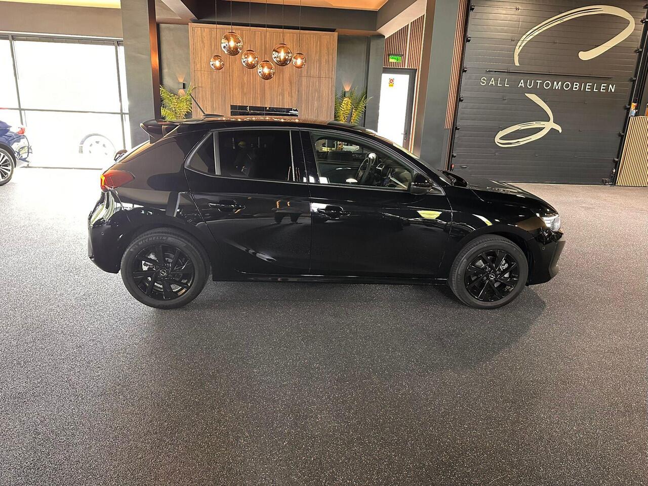 Opel CORSA 1.2 GS Line Gs-Line Black Edition /Camera/Pdc