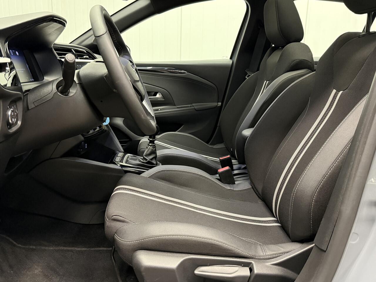 Opel CORSA 1.2 Turbo GS PANODAK-CAMERA-ECC-PDC-LMV-SPORT INT-CRUISE CONTROL