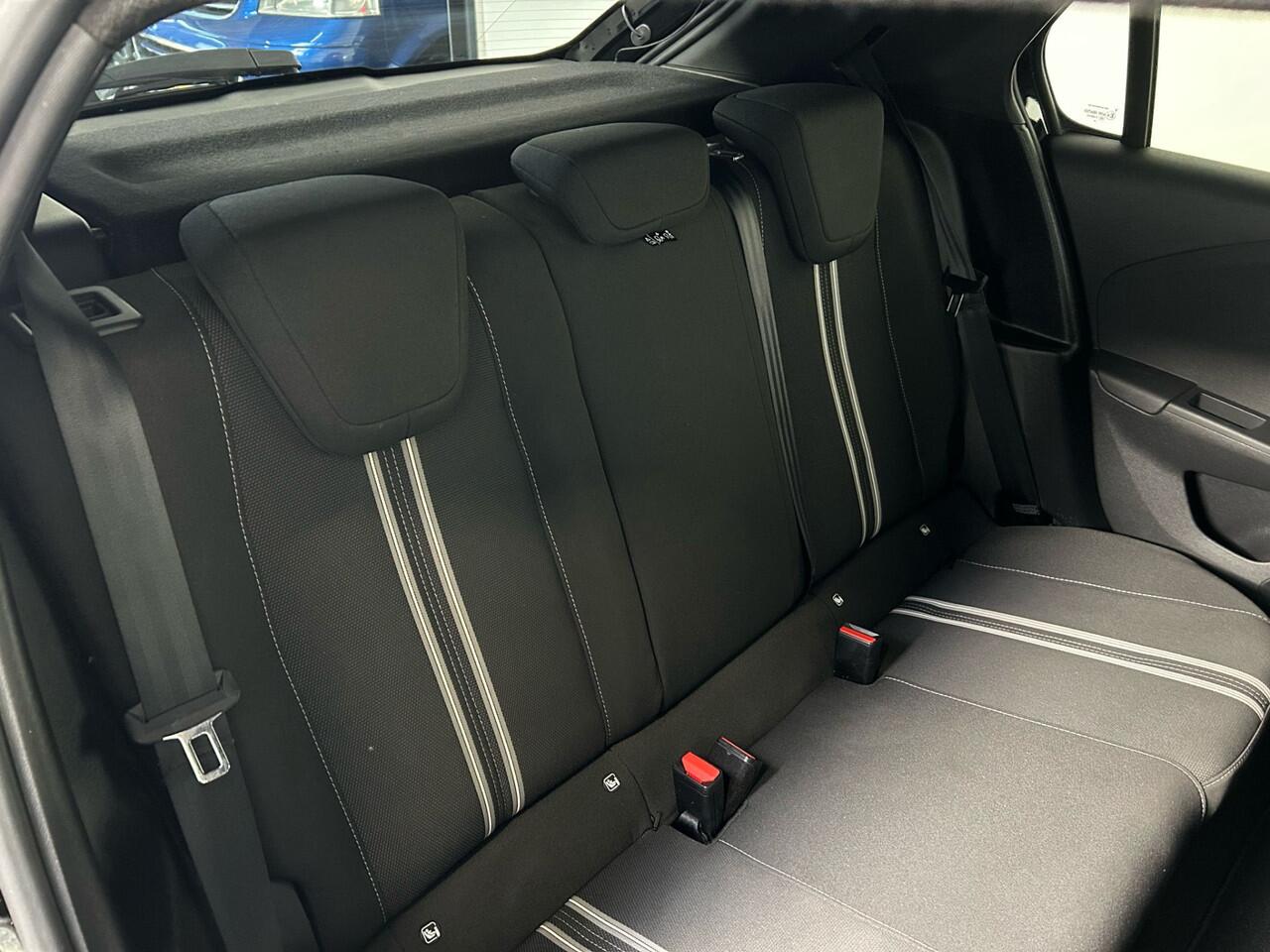 Opel CORSA 1.2 Turbo GS 100 PK. Fabrieksgarantie!