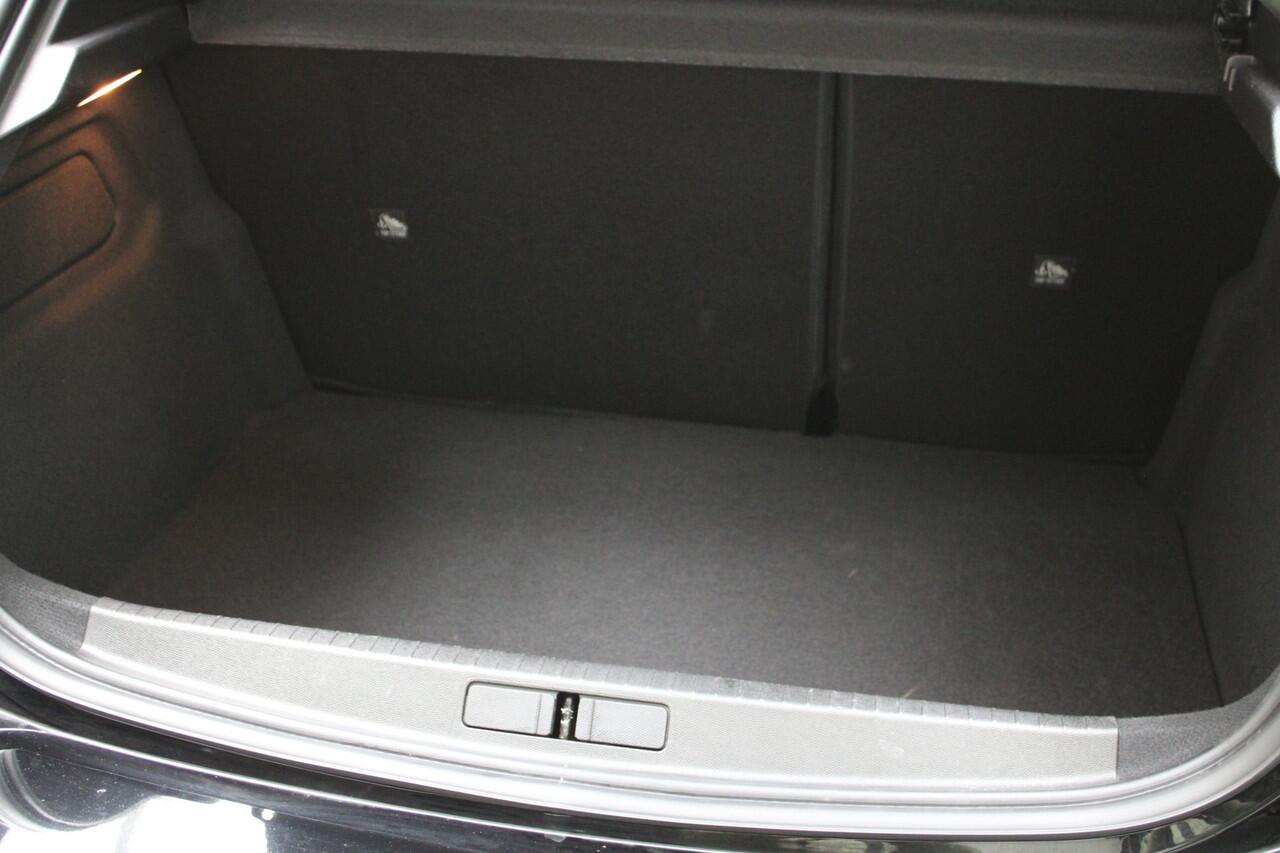 Opel CORSA 1.2 Edition | airco | bluetooth telefoon | cruise control | elektrische spiegels + ramen voor