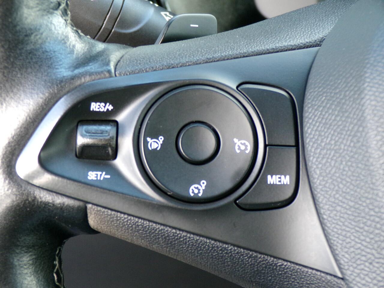 Opel CORSA 1.2 Elegance, Automaat / Trekhaak / Carplay + Android Auto / Camera + Sensoren / Climate Control / 16'' LMV