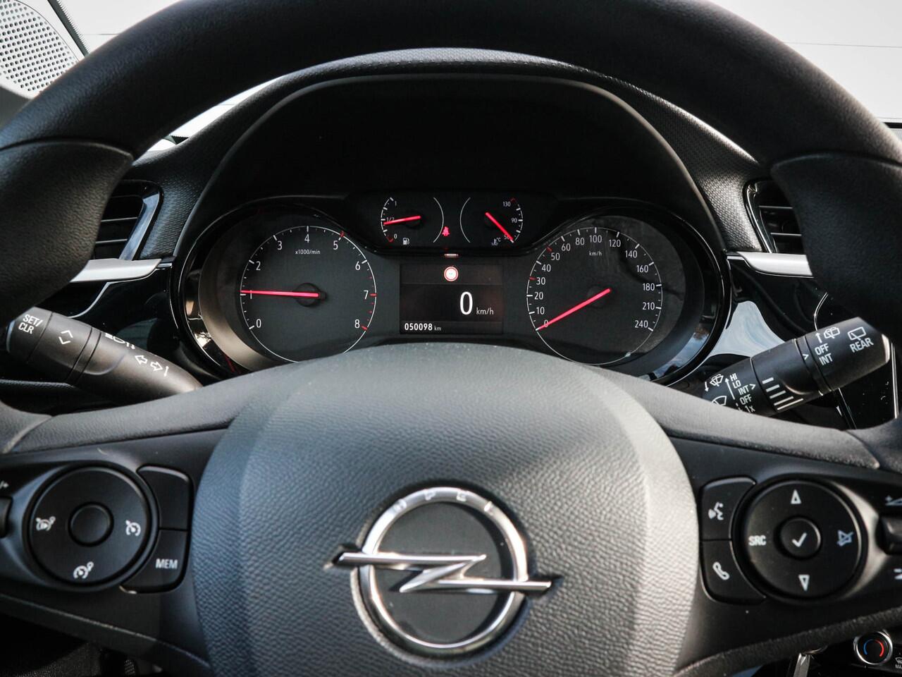 Opel CORSA 1.2 Black Edition | Clima | Cruise | Navi | Black edition | Stoelverwarming |