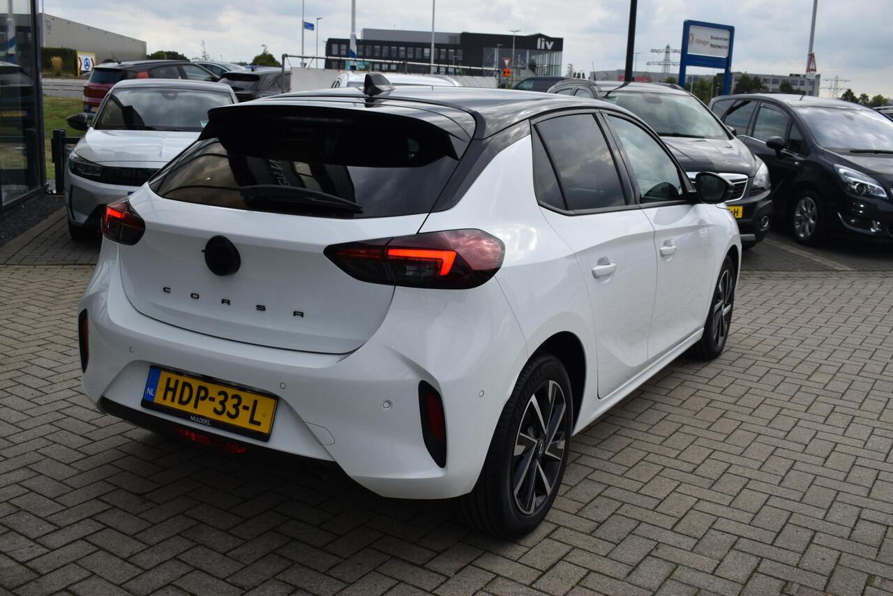 Opel CORSA 1.2 GS NAVI / ECC / LMV