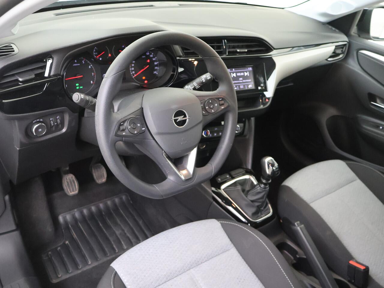 Opel CORSA 1.2 Turbo Edition | Remote services | Parkeersensoren | Automatisch dimmende binnenspiegel |