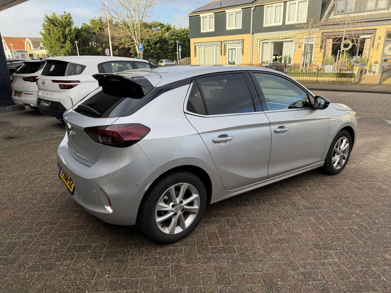 Opel CORSA 1.2 Elegance Automaat Trekhaak,Dodehoek sensor,Camera