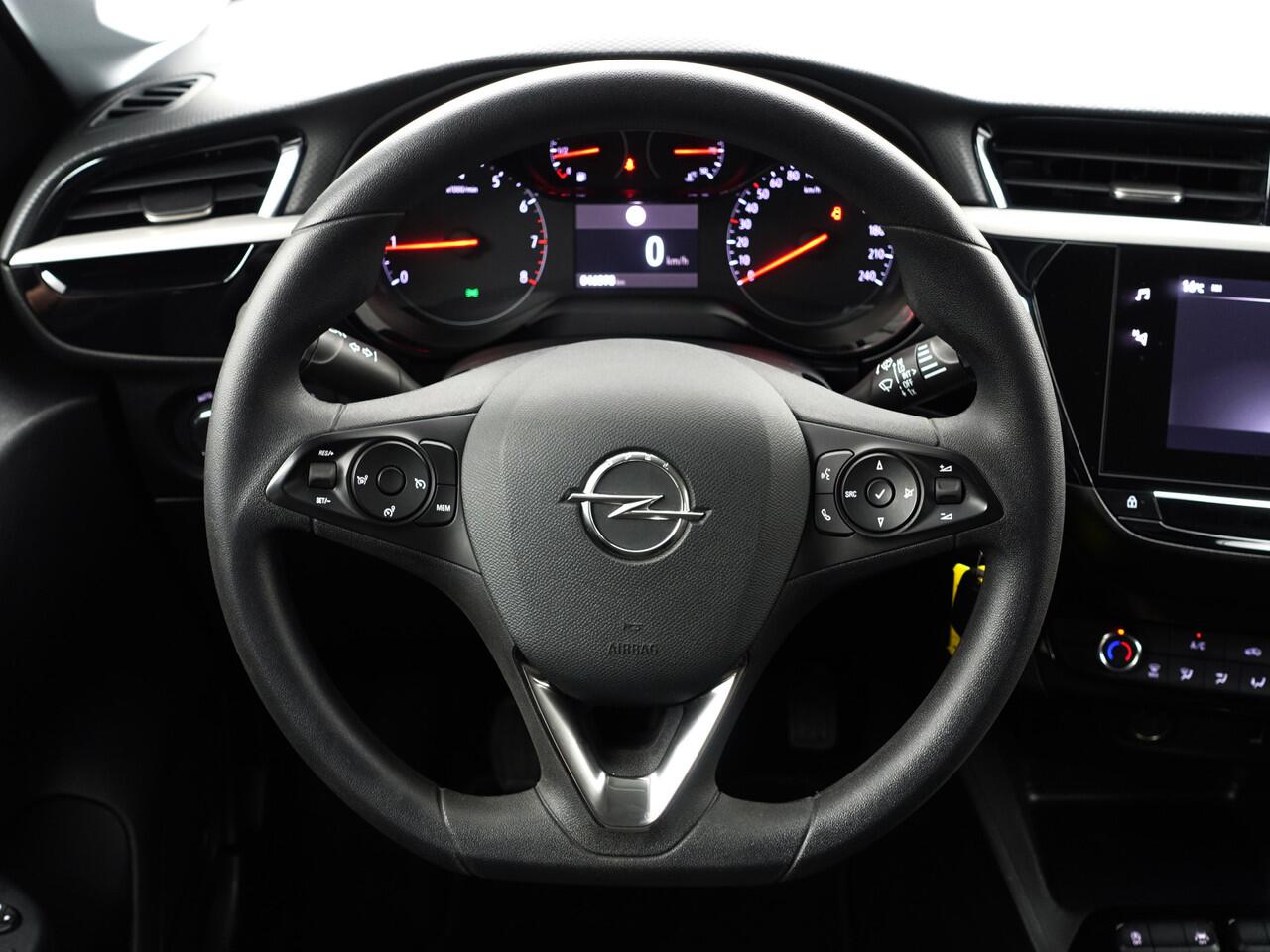 Opel CORSA 1.2 Sportline- Lane Assist, Clima, Night Package, Cruise, Privacy Glass