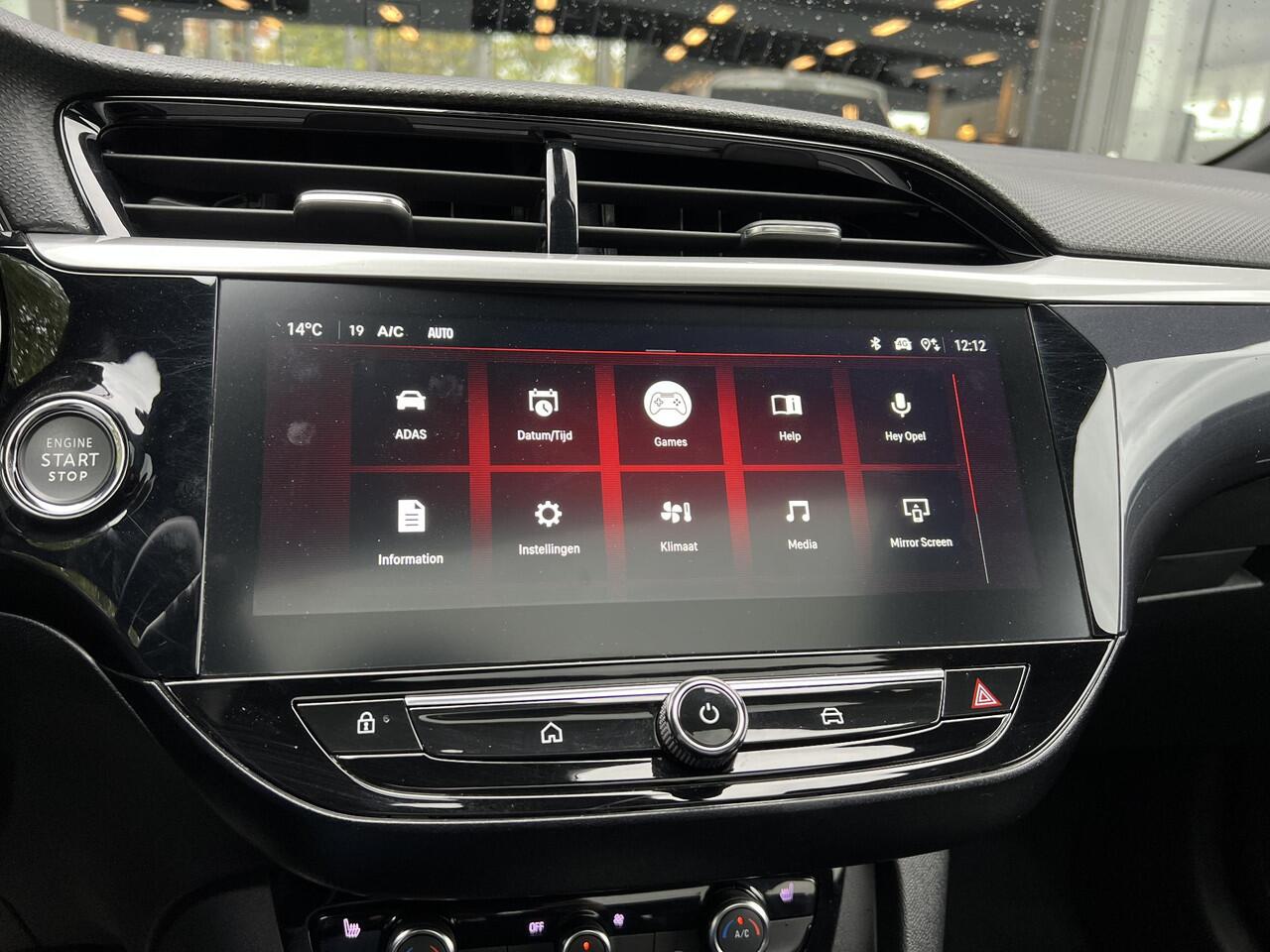 Opel CORSA 1.2 Level 4 Automaat | Panoramadak | Achteruitrijcamera | Navigatie