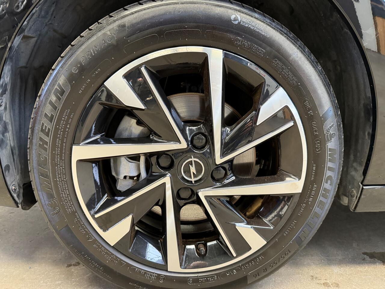 Opel CORSA 1.2 Turbo GS ECC-NAVI by CARPLAY-LMV-CAMERA-PDC-SPORT INT