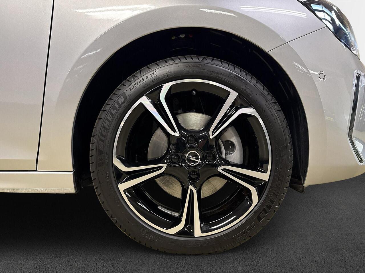 Opel CORSA 1.2 Turbo Hybrid GS