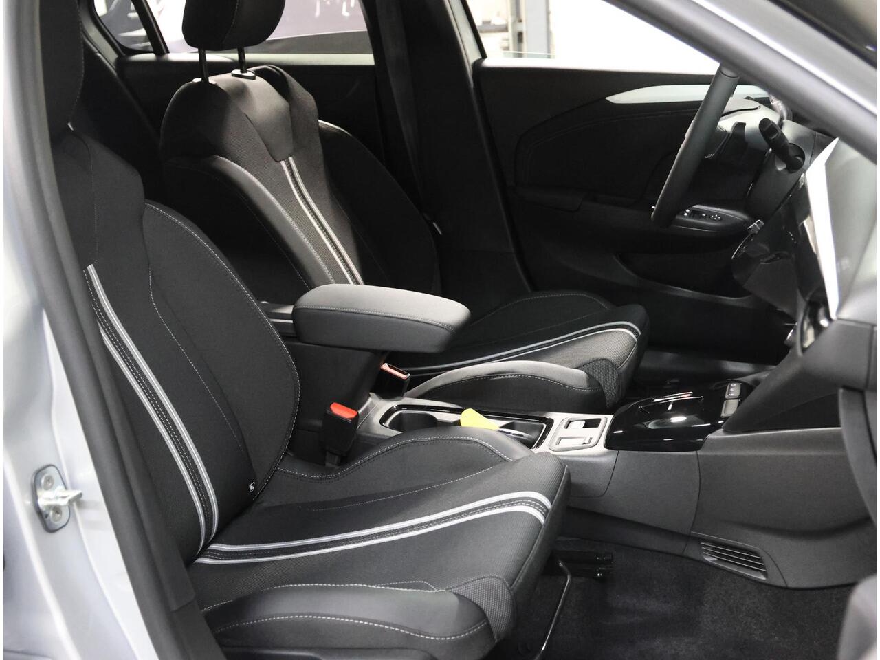 Opel CORSA 1.2 Turbo Hybrid GS | Incl. ¤5.223,59 Korting! | AppleCarPlay/AndroidAuto | ClimateControl | Navigatie | CruiseControl | Keyless | Stoel/Stuur verwarming | Dodehoek Detectie | Matrix LED koplampen |