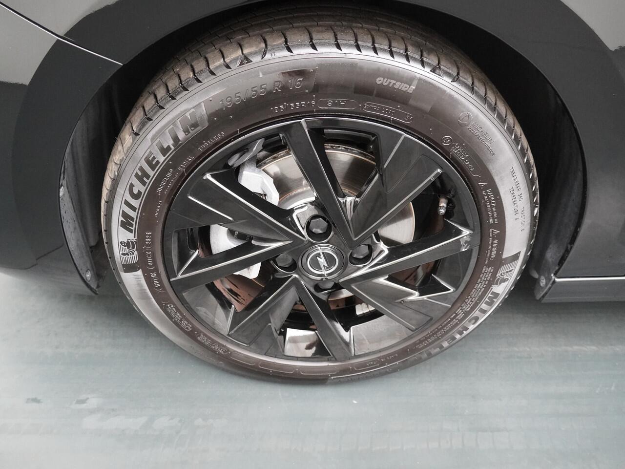 Opel CORSA 1.2 Turbo YES 5DRS Cruise/Airco/16"LM /Winterpakket/CarPlay