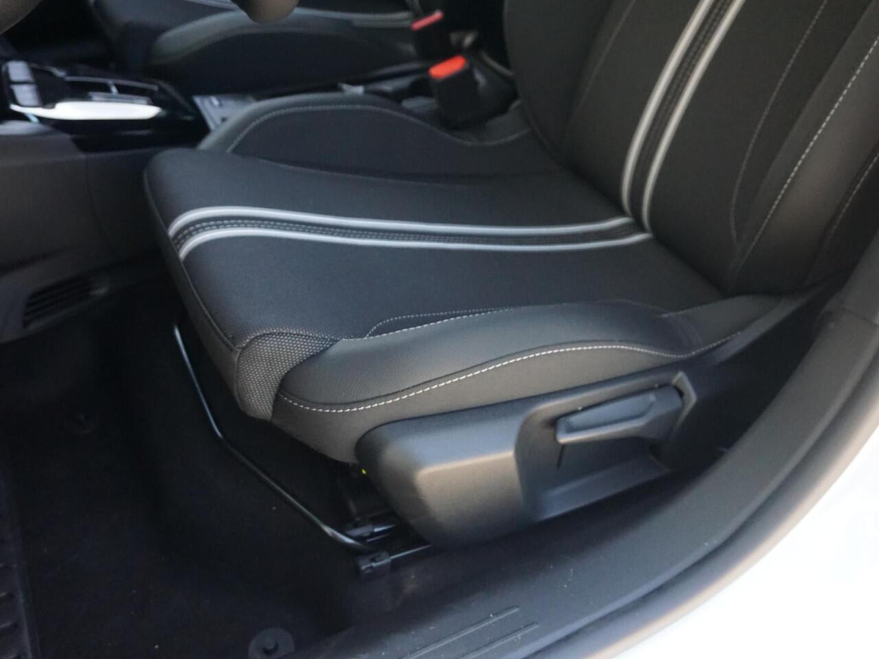 Opel CORSA 1.2 Turbo Hybrid GS