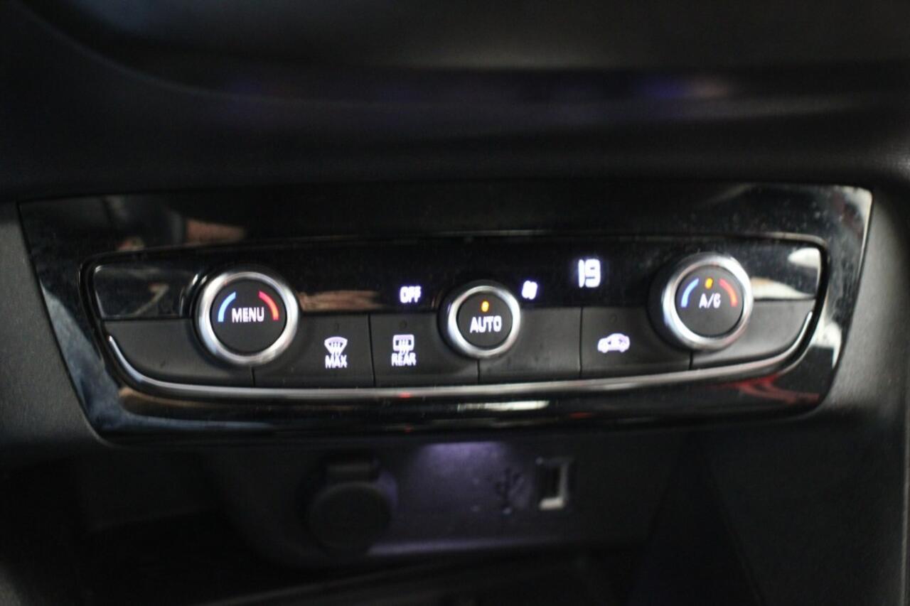 Opel CORSA Electric GS Line 50 Kwh - Carplay, Navi, Cruise, Clima