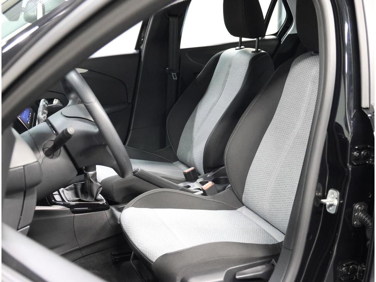 Opel CORSA 1.2 75PK | AppleCarplay/AndroidAuto | Airco | Cruise Control | 10"scherm | Camera | LED | Parkeersensoren | Isofix | All Season Banden |