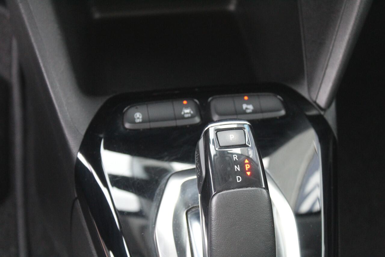 Opel CORSA 1.2 GS Line Automaat Stoelverwarming l Cruise control l Lane assist VDL auto