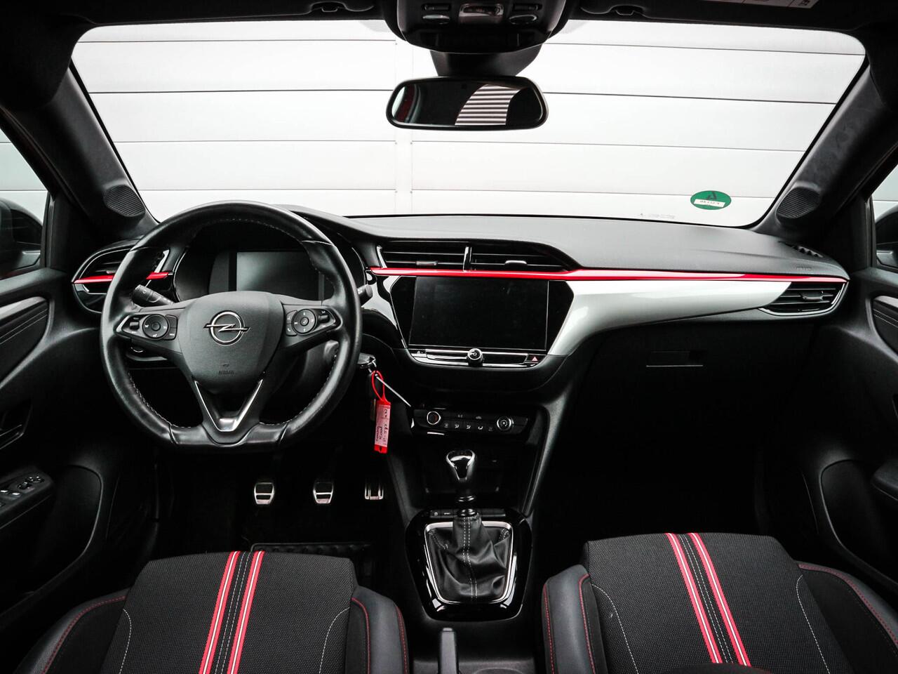 Opel CORSA 1.2 GS Line | Airco | Navi | Cruise | Lichtmetaal | Pdc | Led | Twee kleur |