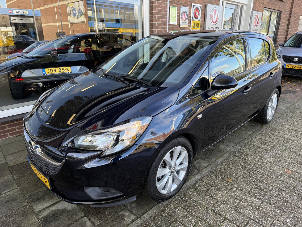 Opel CORSA 1.4 Favourite | navigatie | airco | lichtmatelen wielen |