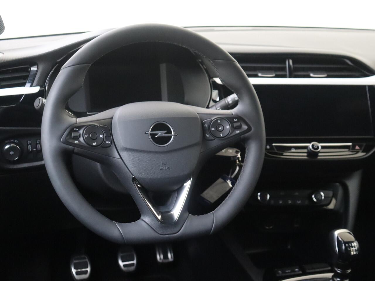 Opel CORSA 1.2 Turbo GS | Navigatie by App| Climate Control | Camera en Parkeerhulp Achter |